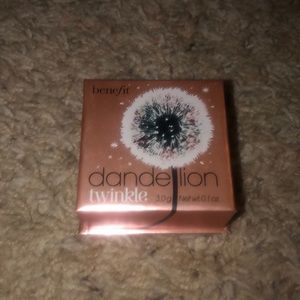 ✨NEW✨ Benefit Dandelion twinkle